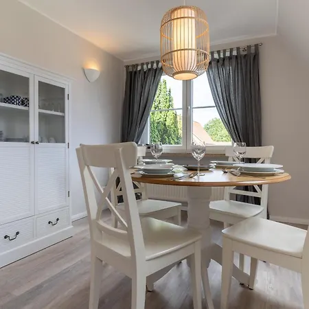 Von Ahrentschildt - Bahnhofstrasse 5 Apartman